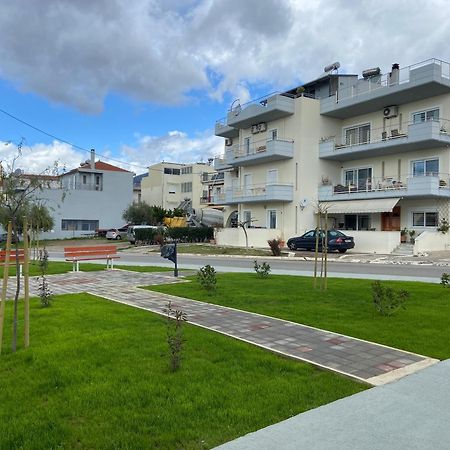 Kiriakos Apartment Kalamata Bagian luar foto