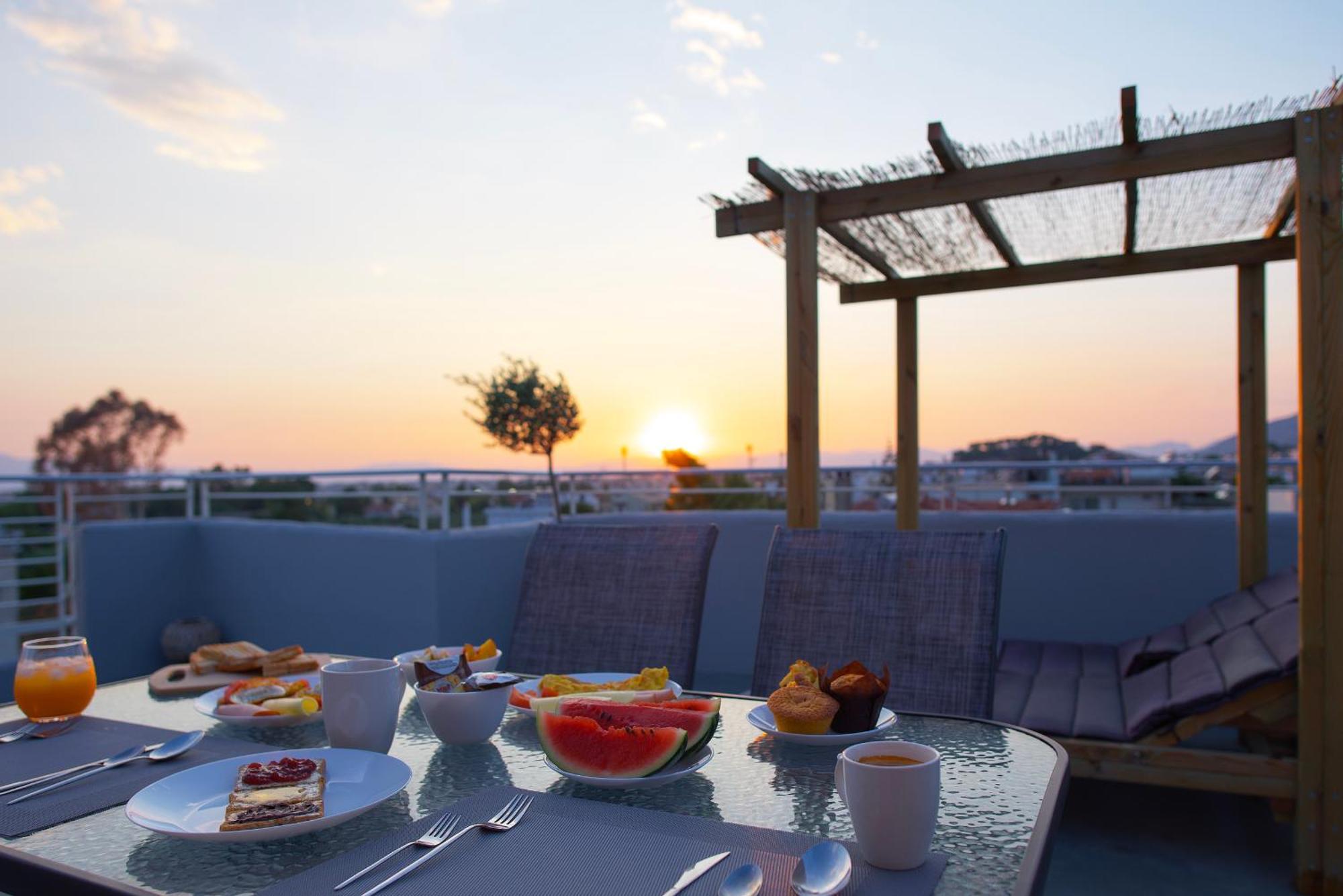 Kiriakos Apartment Kalamata Bagian luar foto