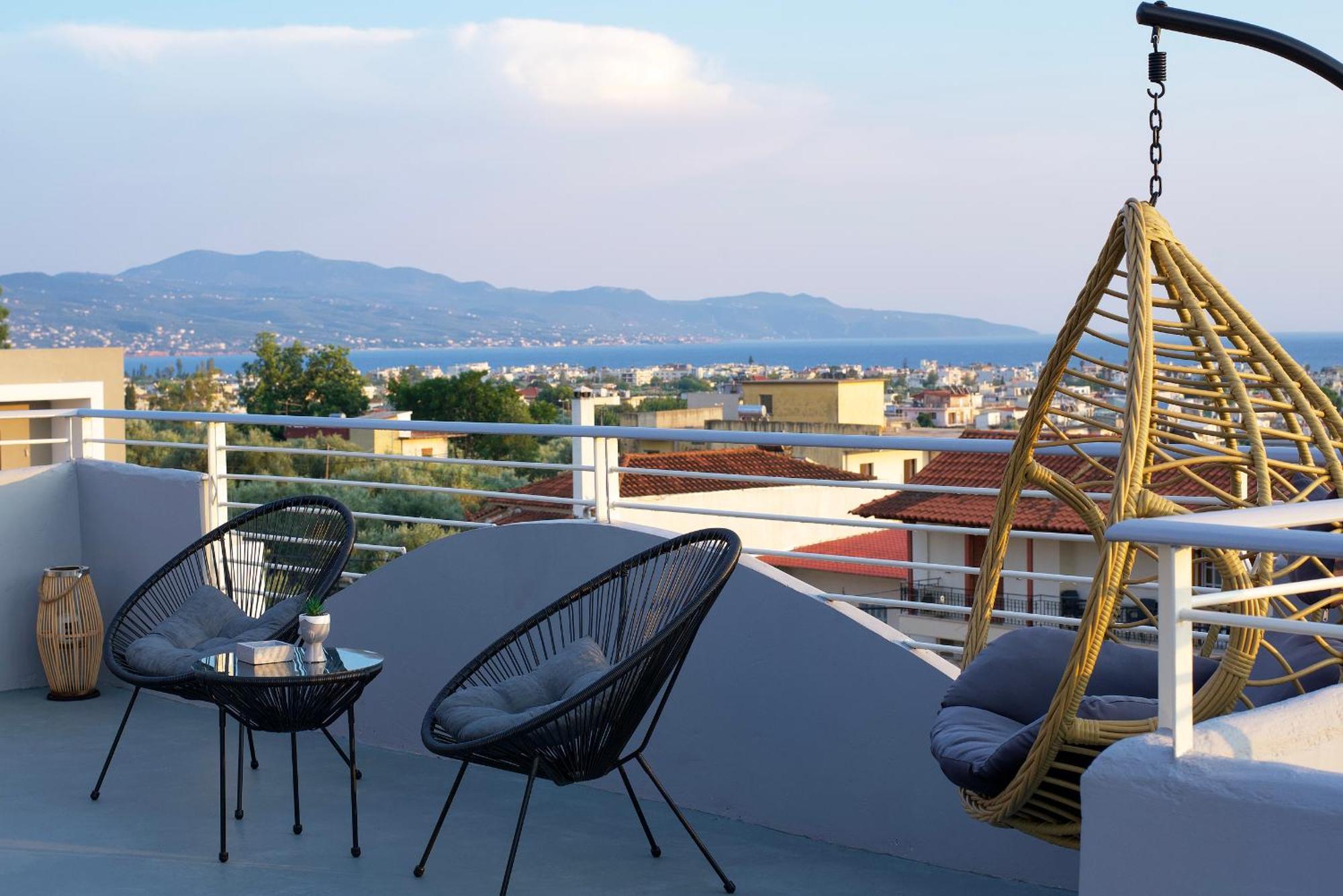 Kiriakos Apartment Kalamata Bagian luar foto